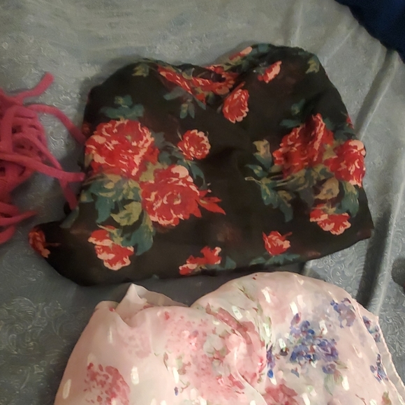 INFINITY SCARFS - Picture 6 of 8